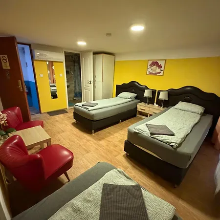 Deniz Βουδαπέστη